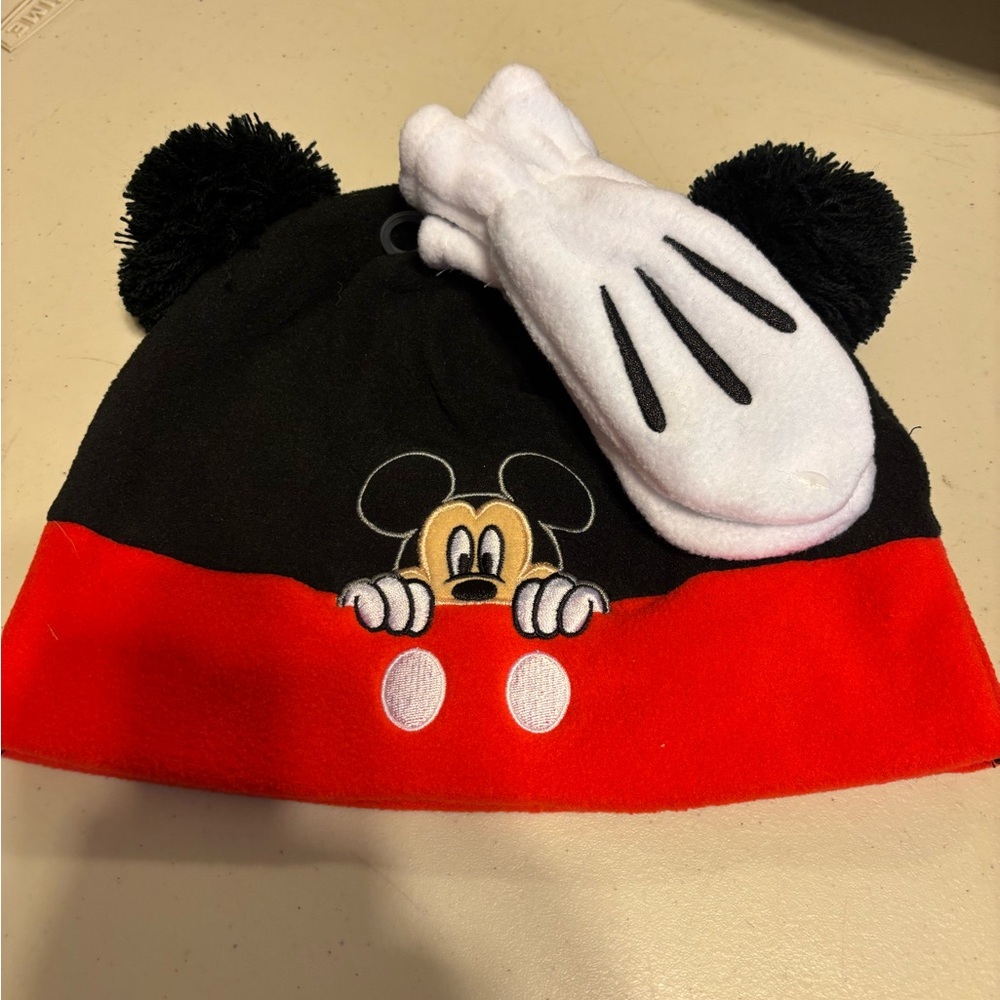 Mickey Mouse Beanie and Glove Set. Kids